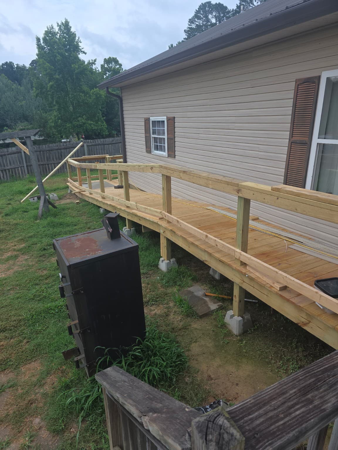 Exterior ramp construction