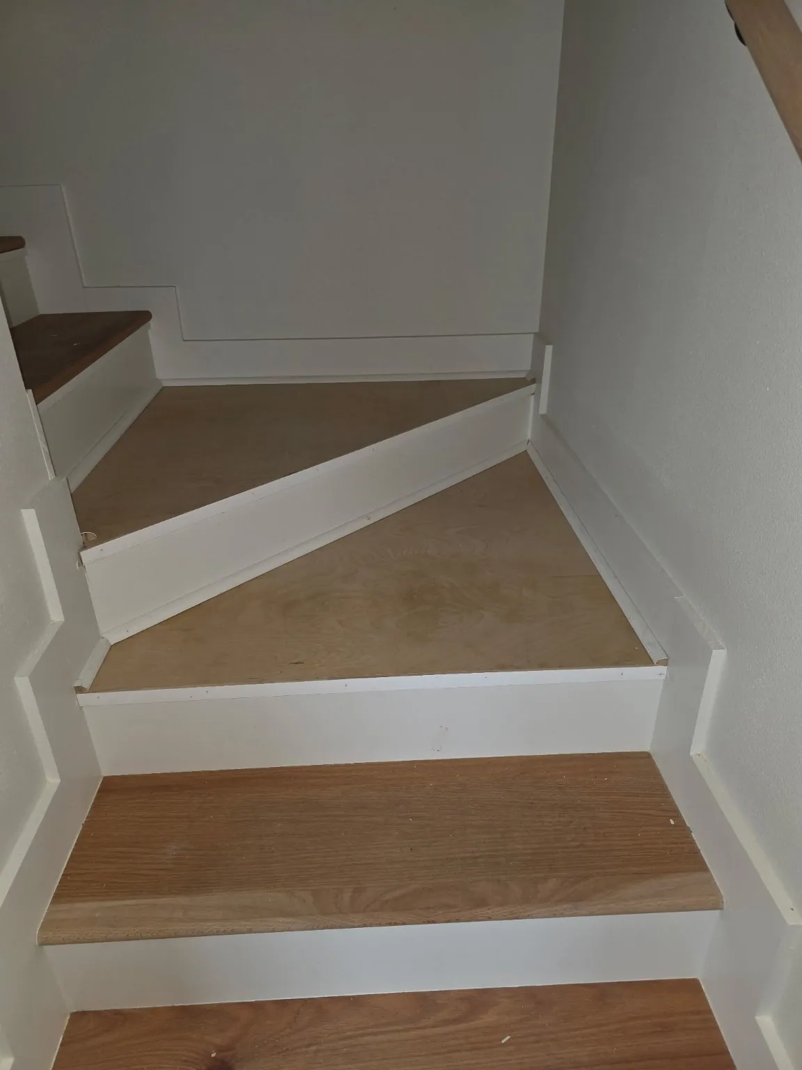 Stair tread installation